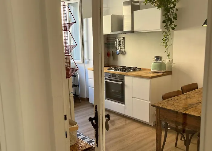 Apartment La Spezia 28 Royal Rome